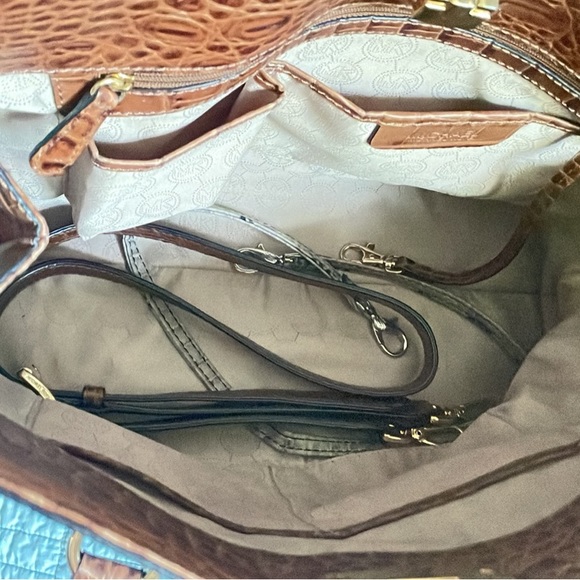 THREE new PURSES! MK, GB and Urban CHEAP - Picture 6 of 8